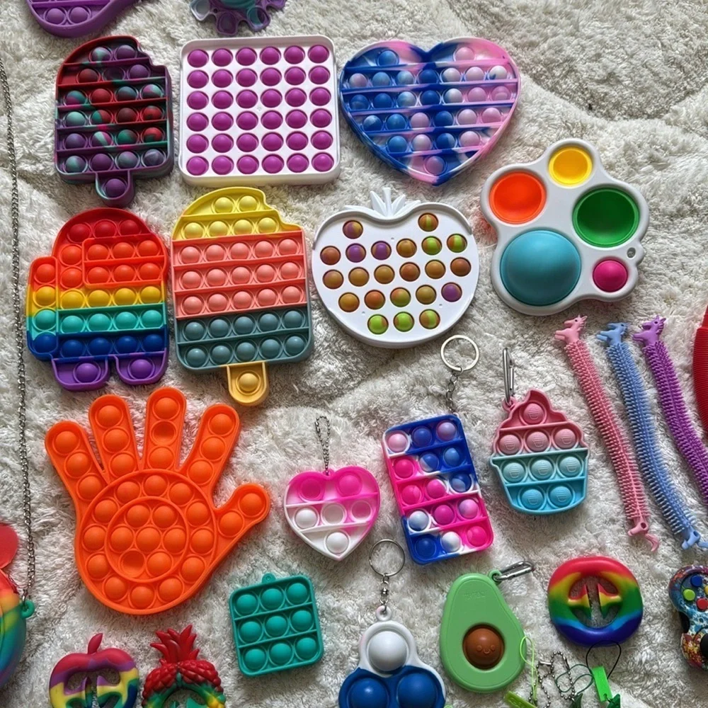 “POP IT” FIDGET VARIETY LOT!